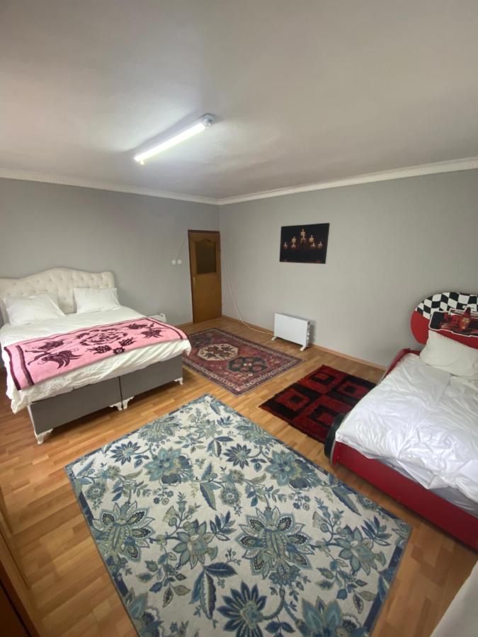 Apartmán Triplex House Near The Airport Arnavutkoy Exteriér fotografie